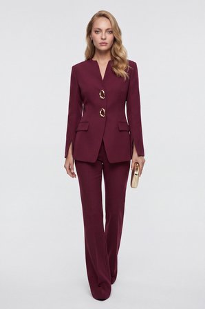 Kadın Bordo Kolları Yırtmaçlı Gold Düğmeli Ceket Pantolon Takım