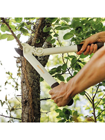 Fiskars L32 Beyaz Dal Kesme Makası 1026930