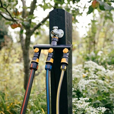 Fiskars 1070578 Üç Yollu Musluk Bağlantı Aparatı (21mm/26,5mm/33,3mm)