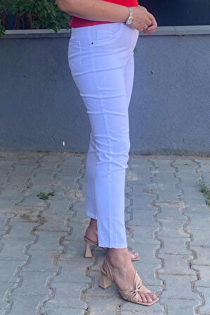 Kadın Beyaz Boru Paça Pantolon