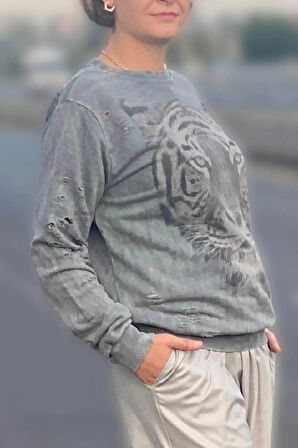 Kadın Gri Kaplan Desenli Sweat