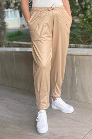 Büyük Beden Bej Deri Görünümlü Balon Pantolon