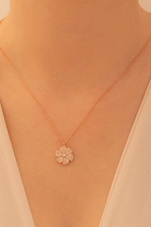 Kadın Gümüş Kolye - Sevgililer Günü - Hediye - Ortası Zirkon Taşlı Çiçek Motifli Kadın Kolye