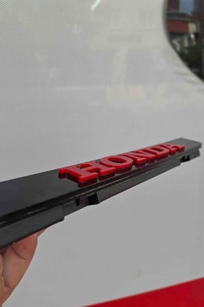 Honda Yazılı Pleksi Motor Plakalık Tek ADET