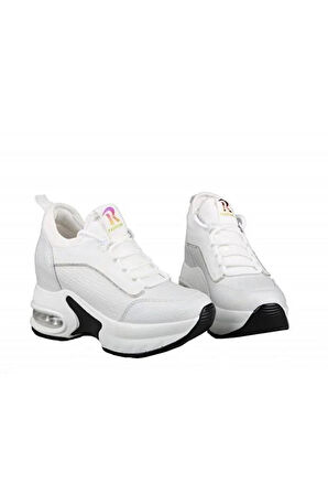 GUJA 24K300-2 GİZLİ DOLGU TAŞ DETAYLI KADIN SPOR AYAKKABI