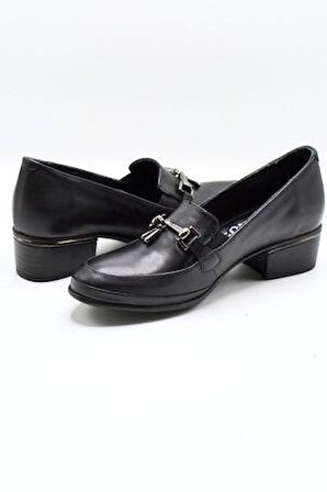 VENÜS 2312523K KISA TOPUK TOKALI KLASİK DERİ KADIN AYAKKABI