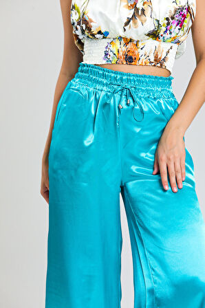 Gipe Detaylı  Cepli Bol Paça Saten Pantolon | Pnt34217 Yesıl