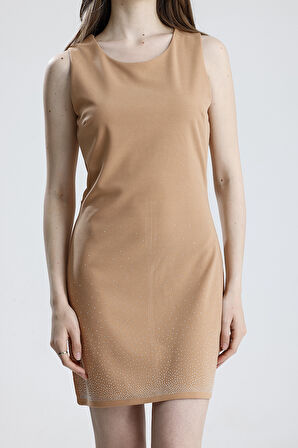 Yarım Astarlı Arkası Fermuarlı Taşlı Kolsuz Scuba Krep Abiye  Elbise | ELB35793 Bej