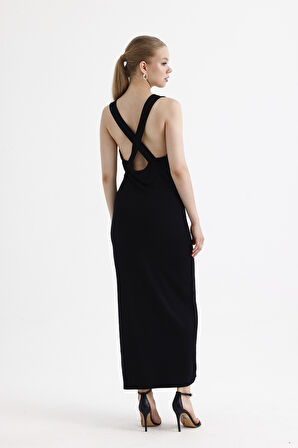 Yırtmaçlı Sırt Dekolteli Çapraz Askılı  Kolsuz Kare Yaka Viskon Elbise | 35781 Siyah