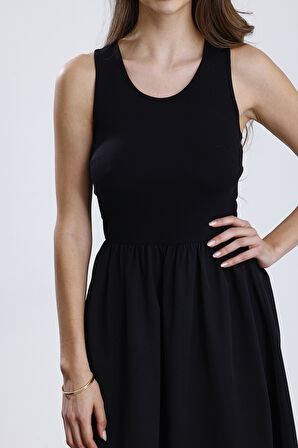 Üstü Likralı Viskon Altı Poliviskon Beli Lastikli Kolsuz Uzun Elbise | ELB36256 Siyah