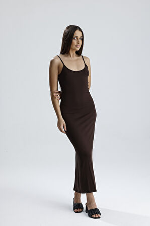 Yırtmaçlı Askılı Likralı Viskon Elbise | ELB35782 Kahve