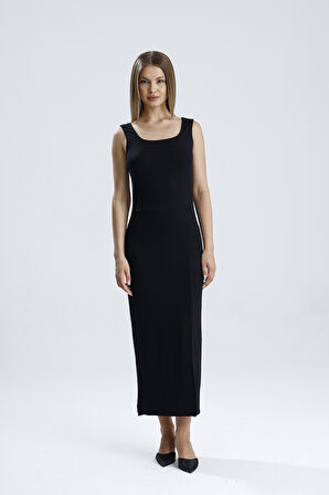 KOLSUZ KARE YAKA YIRMAÇLI ÖRME VİSKON ELBİSE | ELB36253 Siyah