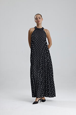 Boyundan Bağlamali Piliseli  Kolsuz Saten Elbise | Elb34513 Siyah Puantiyeli