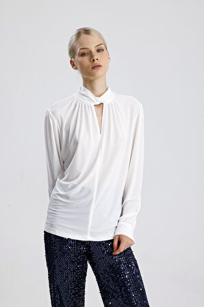 Dekolte Yaka Detaylı Kadın Bluz | BLZ36367 Ekru