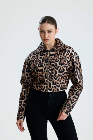 İÇİ ASTARLI  METAL FERMUARLI LEOPAR KISA MONT |  MNT36707 Leopar Desenli