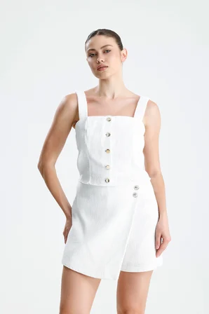 Şanel Dokulu Düğmeli Askılı Crop Bluz | BUST35122 Beyaz