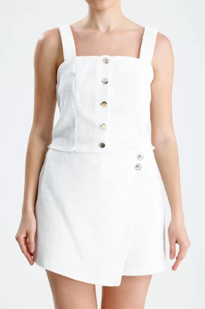 Şanel Dokulu Düğmeli Askılı Crop Bluz | BUST35122 Beyaz