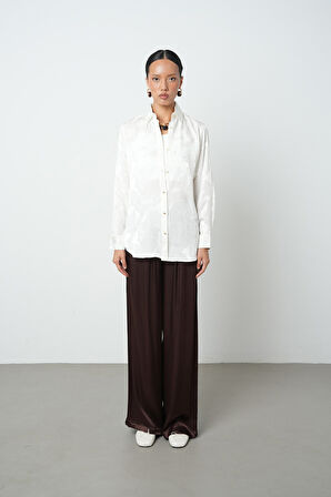 Kadın Desenli Ekru Renk Düğme Detaylı Gömlek