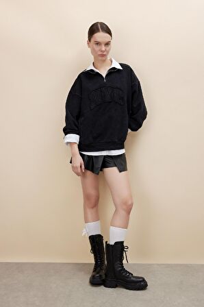 DeFacto Oversize Fit Yarım Fermuarlı Baskılı Kalın Kumaş Yıkamalı Soluk Efektli Sweatshirt C2014AX24SPBK81