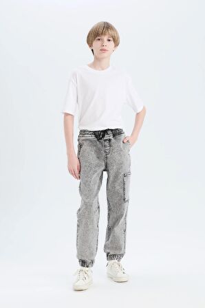 DeFacto Erkek Çocuk Jogger Fit Esnek Bantlı Paça Jean Pantolon D6554A825SPNM18