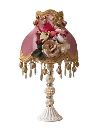 Gül Kurusu Kadife Çiçek Süslemeli Gold Detaylı Başlık İncili Metal Ayak Klasik Model Abajur 50x30cm