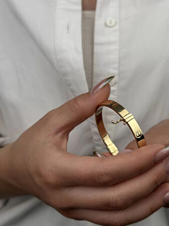 14 Ayar Altın Kelepçe Bileklik 149