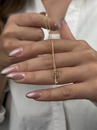 14 Ayar Altın Anahtar Kolye 856