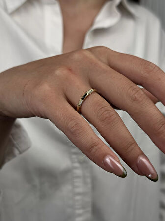 14 Ayar Altın Taşlı Yüzük 954