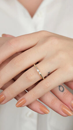 14 Ayar Altın Toplu Kare Taşlı Yüzük 841