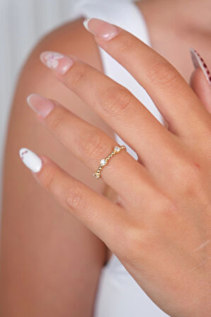 14 Ayar Altın Küçük Taşlı Yüzük 943