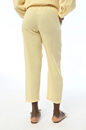 KADIN RAHAT KALIP BELİ LASTİKLİ DÜZ RENK PAMUK PANTOLON