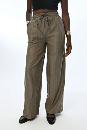 KADIN BELİ LASTİKLİ BOL PAÇA İNCE ÇİZGİLİ SİMLİ PANTOLON