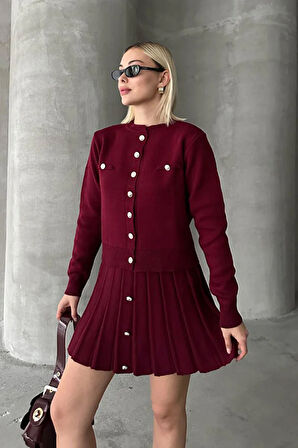 Düğme Detaylı Şık Etekli Triko Takım