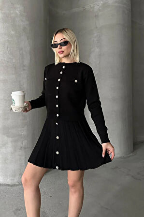 Düğme Detaylı Şık Etekli Triko Takım