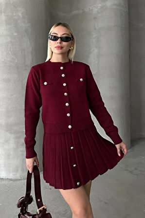 Düğme Detaylı Şık Etekli Triko Takım