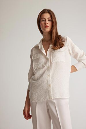 DeFacto Regular Fit Basic Düz Çift Cepli Uzun Kollu Gömlek E5925AX25SPER105