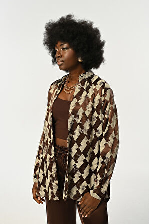 KADIN KAHVERENGİ-KREM DESENLİ OVERSİZE KESİM GÖMLEK