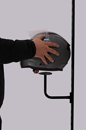 Dikmeye Geçebilen Motosiklet Kask Tutucu