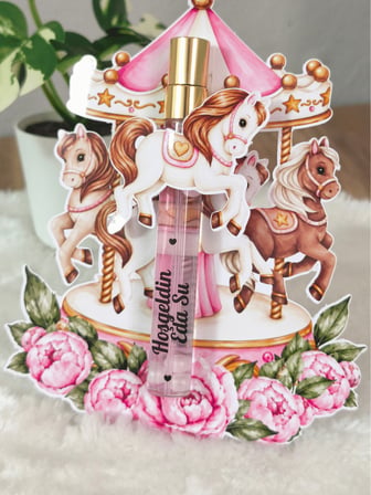 Pamuğum Atelier Pembe Atlı Karınca Kişiye Özel Tasarım Kartlı 10 ml Kolonya Şişesi Hediyelik (15 Adet)