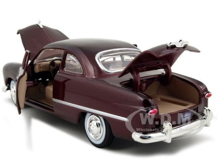 Motormax 1:24 1949 Ford Coupe -Bordo Model Araba