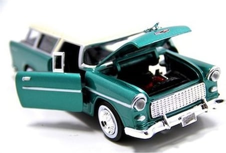 Motormax Model Araba 1:24 1955 Chevy Bel Air Nomad