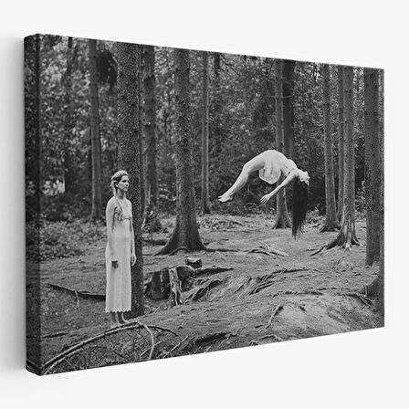 Yerden Yükselen Büyücü Kadın Tablosu-6575