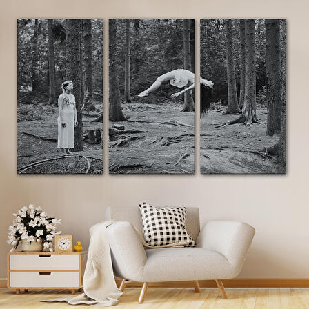 Yerden Yükselen Büyücü Kadın Tablosu-6575