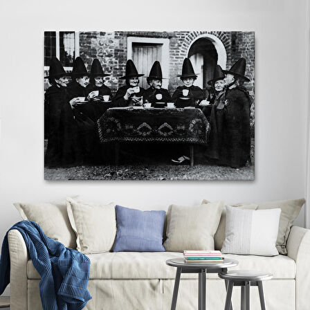 Yaşlı Cadıların Çay Partisi Tablosu -6577