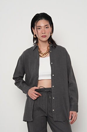 KADIN %100 KETEN YANLARI DÜĞME DETAYLI GÖMLEK