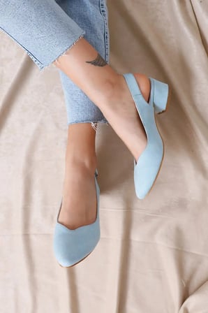 ForeverSoles Kadın Bebek Mavisi Kumaş Kısa Topuklu Kapalı Burun Abiye Ayakkabı Düğün Nişan Davet