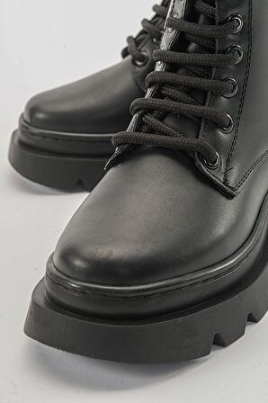 mnpc Kız Çocuk Siyah Anatomik Taşlı Günlük Bot