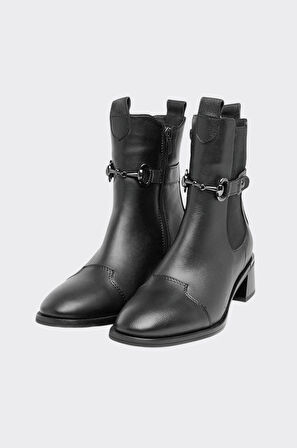 Fermuarlı Tokalı Hakiki Deri Kadın Bot