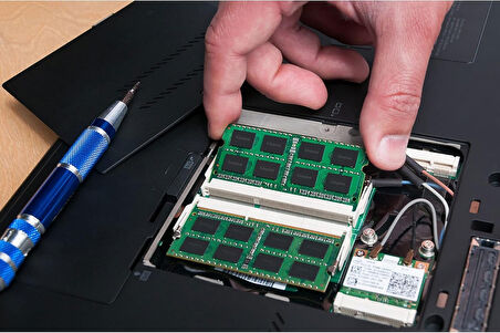 KingstonNB-DDR3-KVR16LS11-8WP-1600Mhz