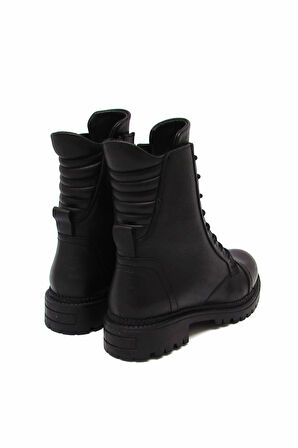 CASTLE BLACK CB52682 SİYAH KADIN BAĞLI FERMUARLI POSTAL BOT